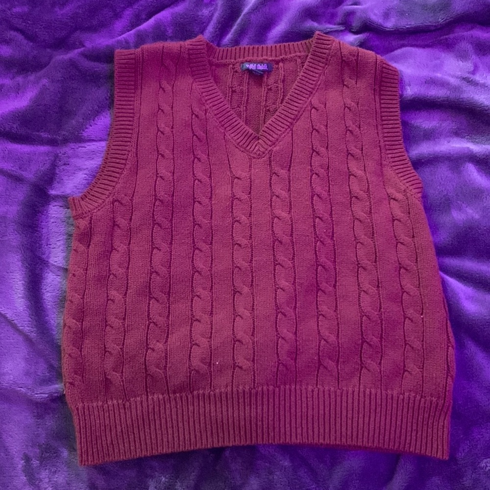 Super cute brown vest shirt thingy lol. Worn twice!